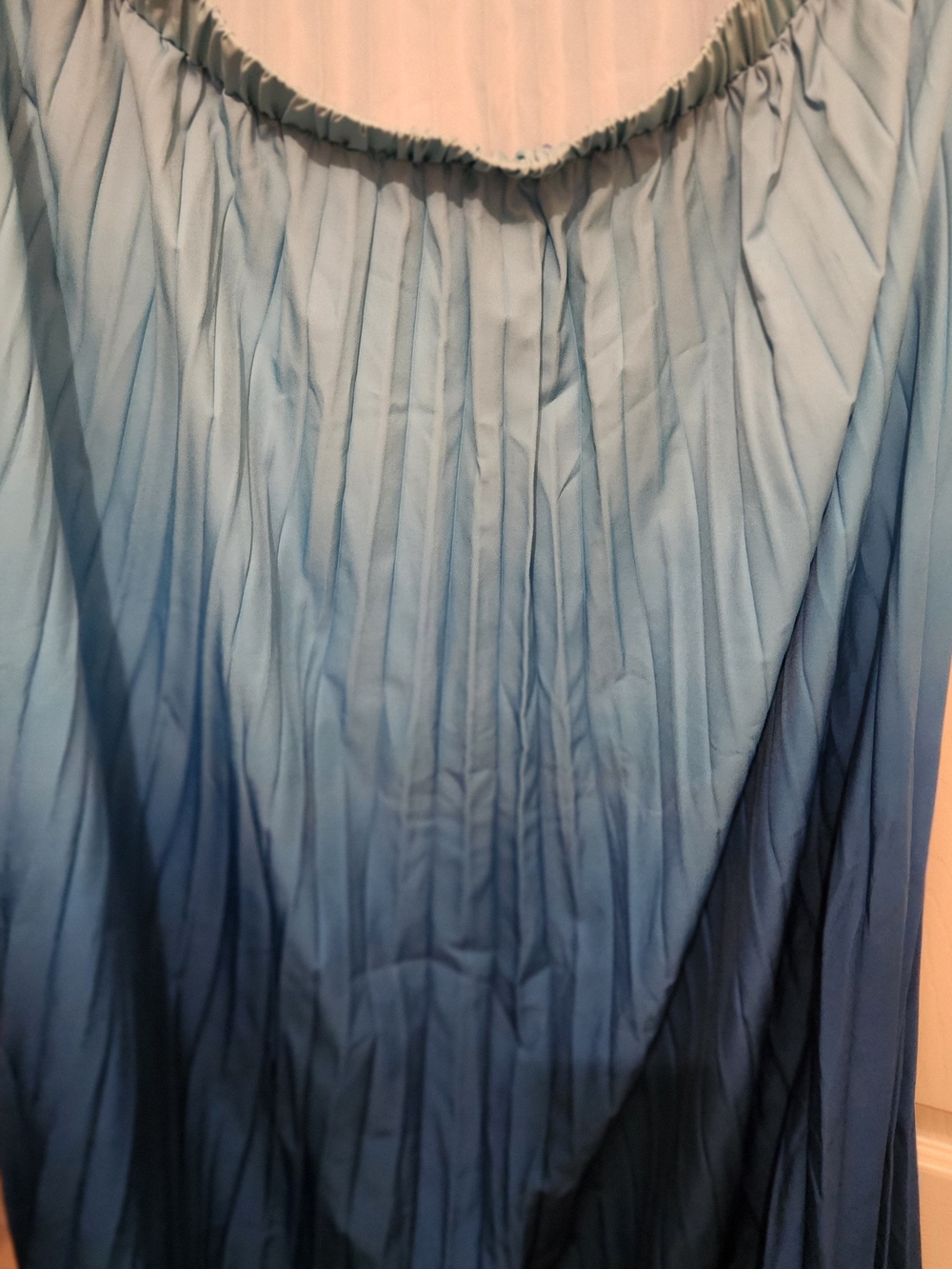 SHEIN Blue Ombre Pleated Maxi Skirt